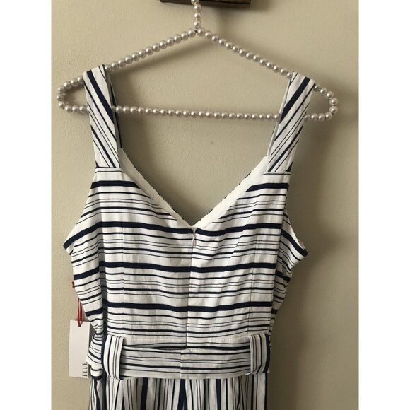 NWT Elle Womens Size M Blue White Stripe Romper Sleeveless Pockets Wide Leg - Picture 5 of 6